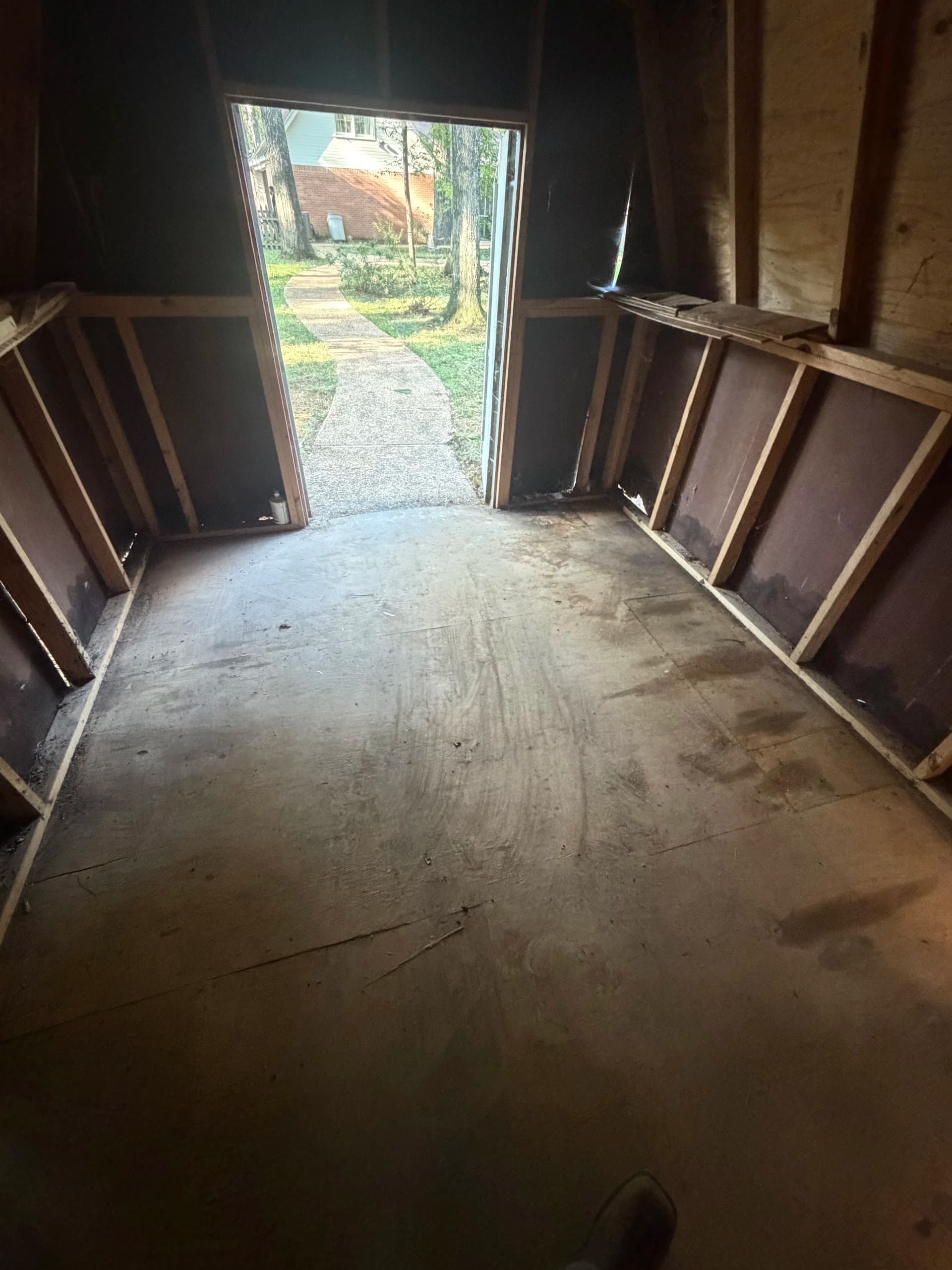 Gallery photos for Shed Cleanout Clears Years of Clutter in Madison MS: Image #3