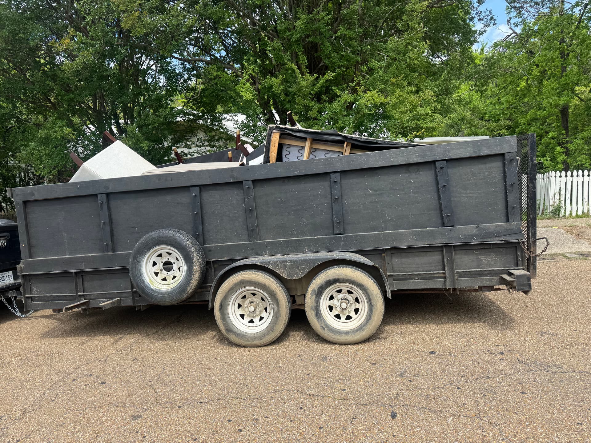 Gallery photos for Full-House Furniture Cleanout Done in One Trip Jackson MS: Image #6