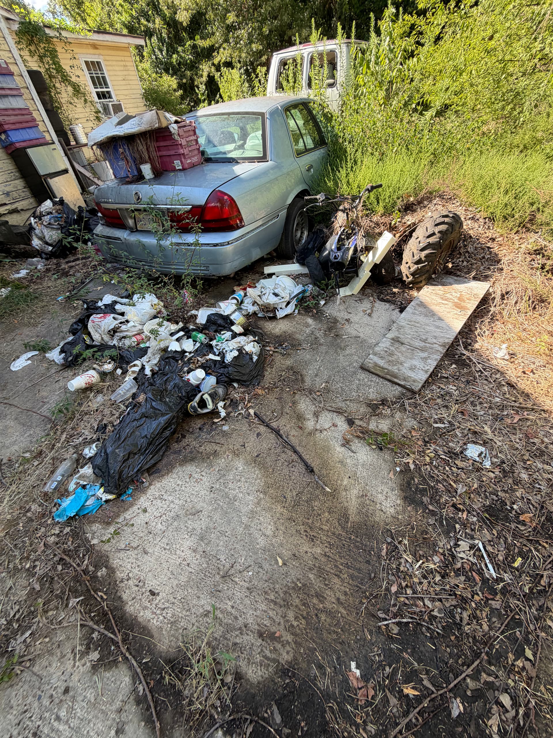 Same-Day Yard Debris and Junk Removal in Jackson MS