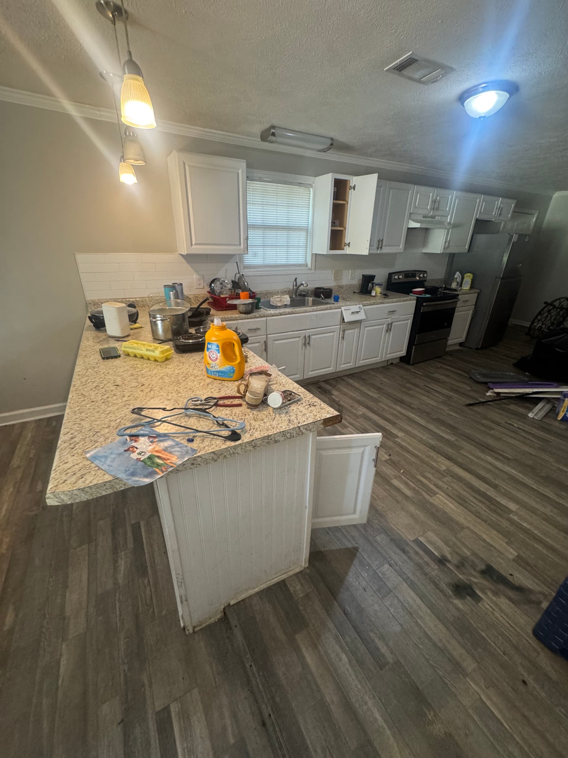 Gallery photos for Full House Clean Out Completed in South Jackson MS: Image #1