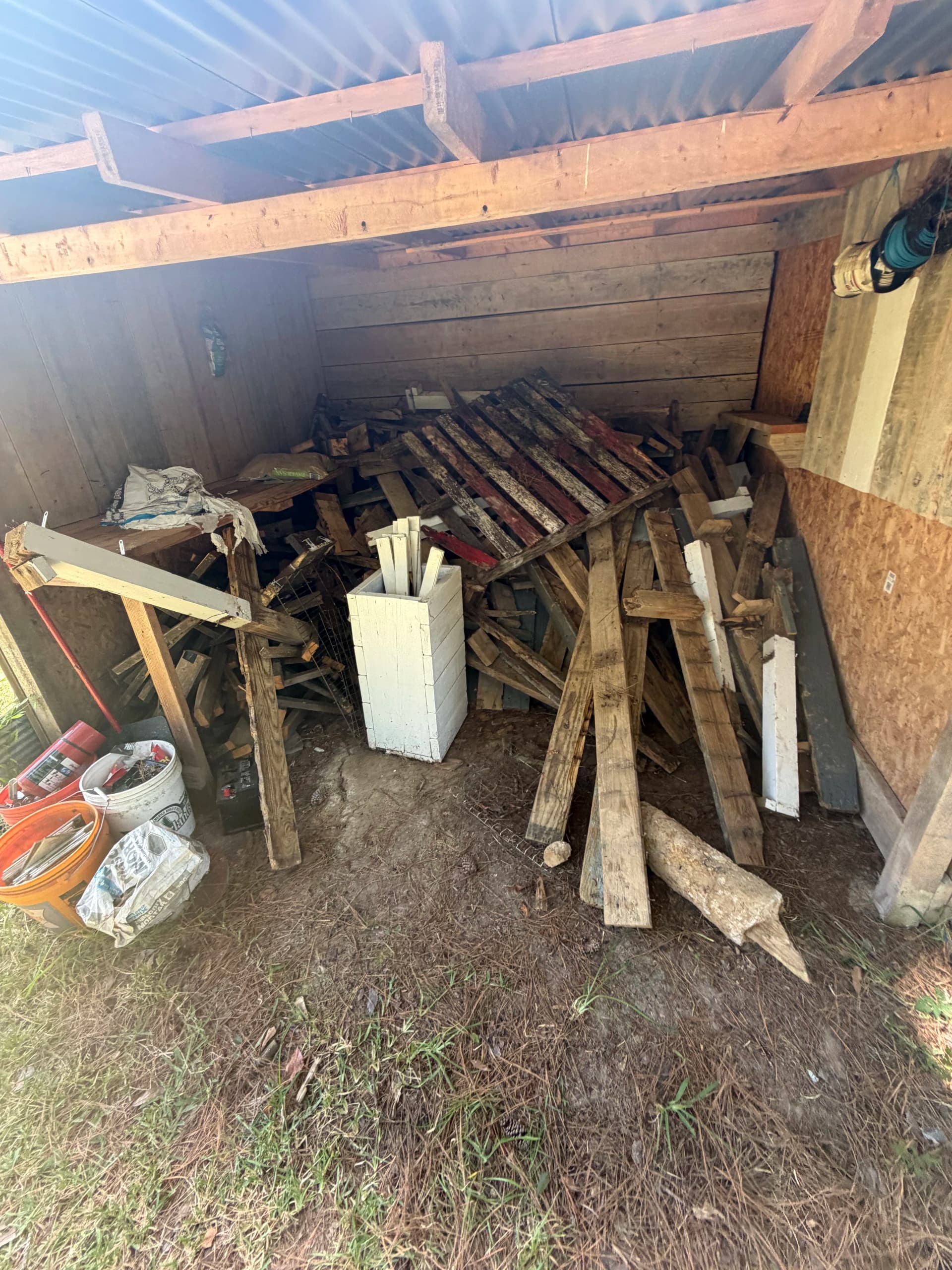 Gallery photos for Shed Cleanout and Scrap Wood Removal in Central Mississippi: Image #1