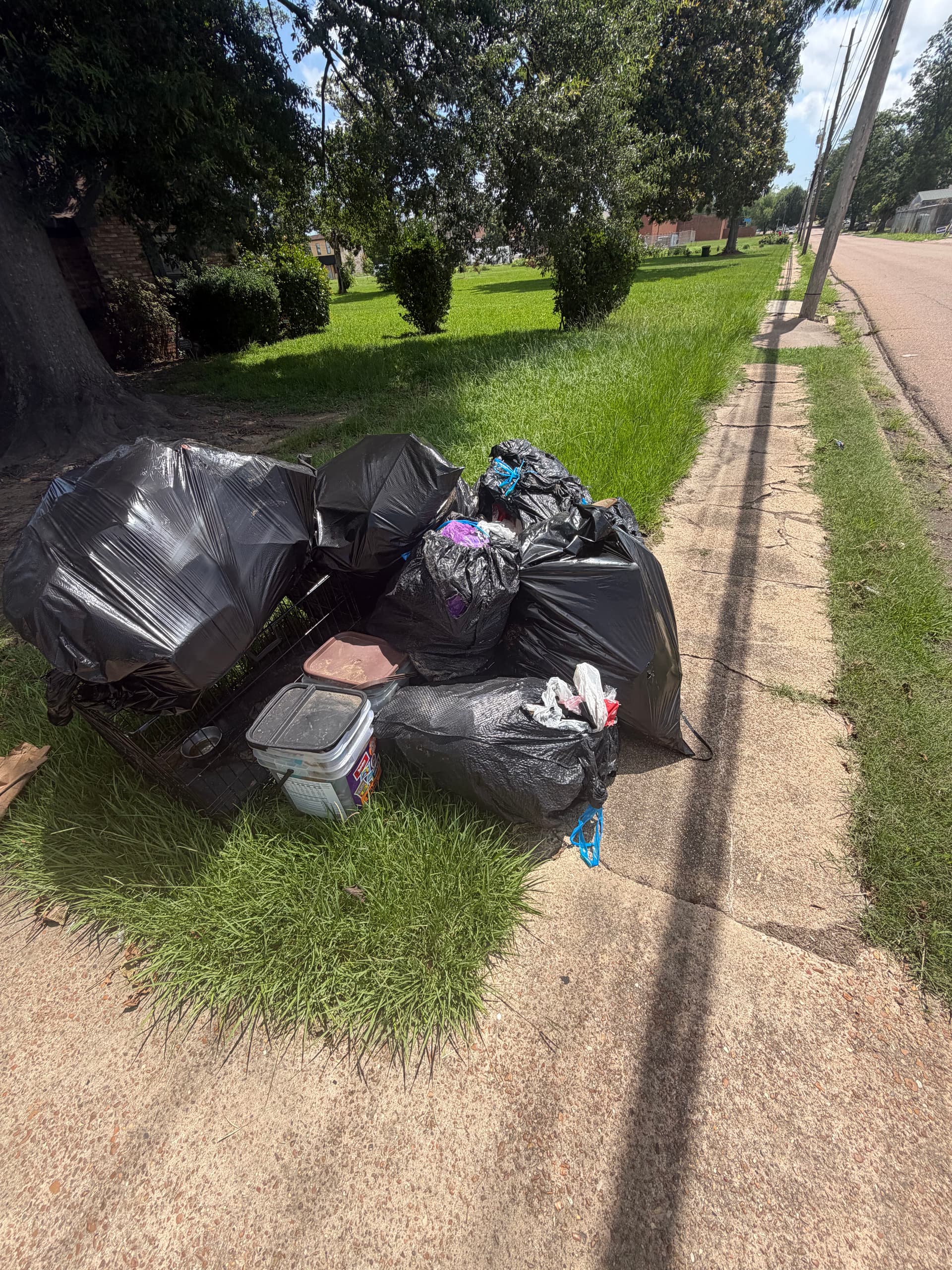 Gallery photos for Full Property Cleanout Across Central Mississippi: Image #2