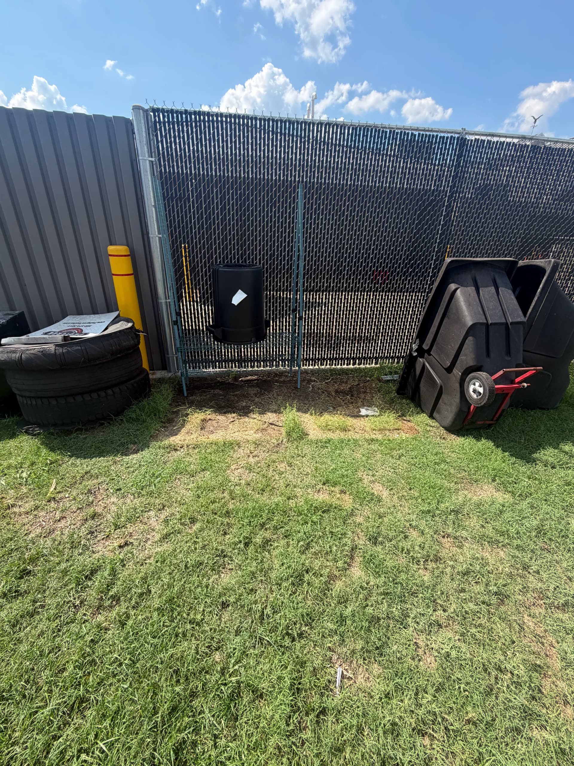Gallery photos for Commercial Pallet and Junk Removal in Jackson Mississippi: Image #2