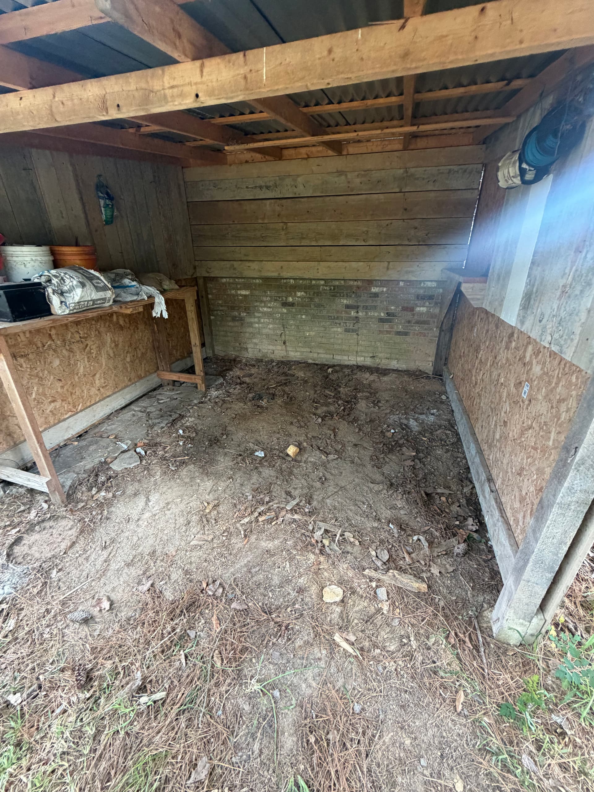 Gallery photos for Shed Wood Debris Hauled Out in Brandon MS: Image #2