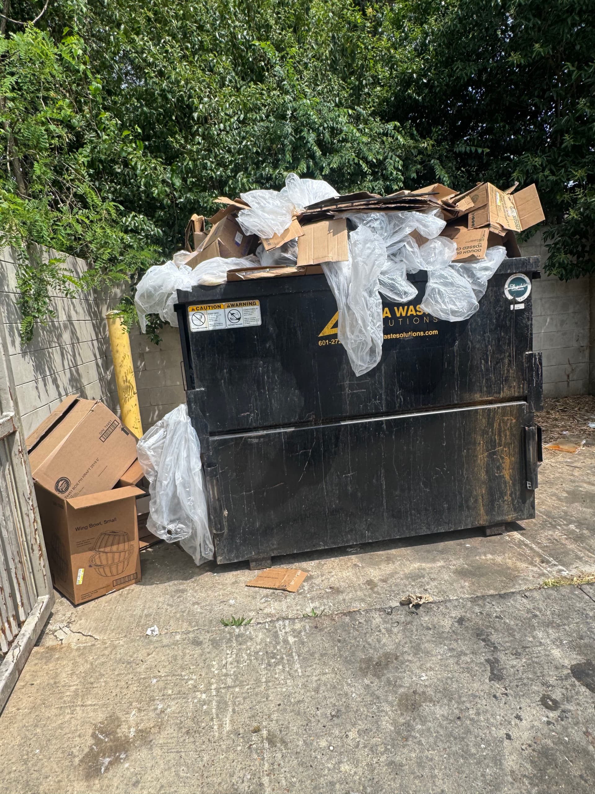 Gallery photos for We Haul Refrigerators, Clear Overflowing Dumpsters and More: Image #1