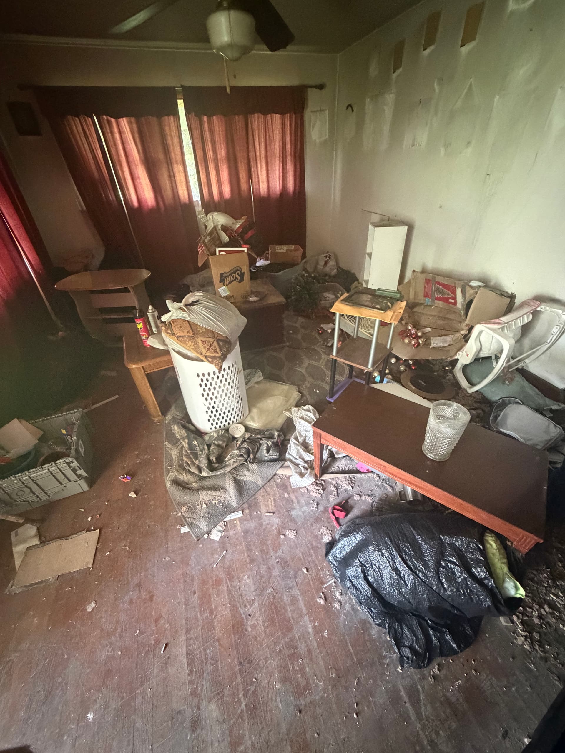 Full House Clean Out Completed in Meridian MS image