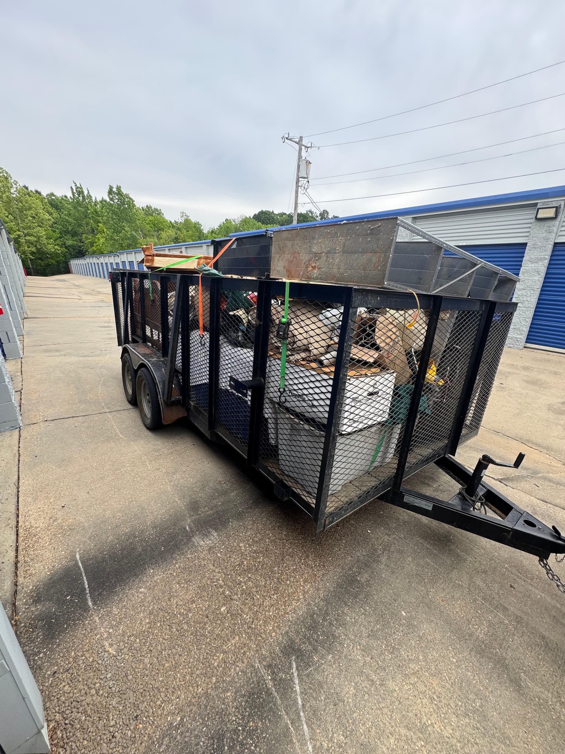 Storage Unit Clean Out Completed in Brandon MS image