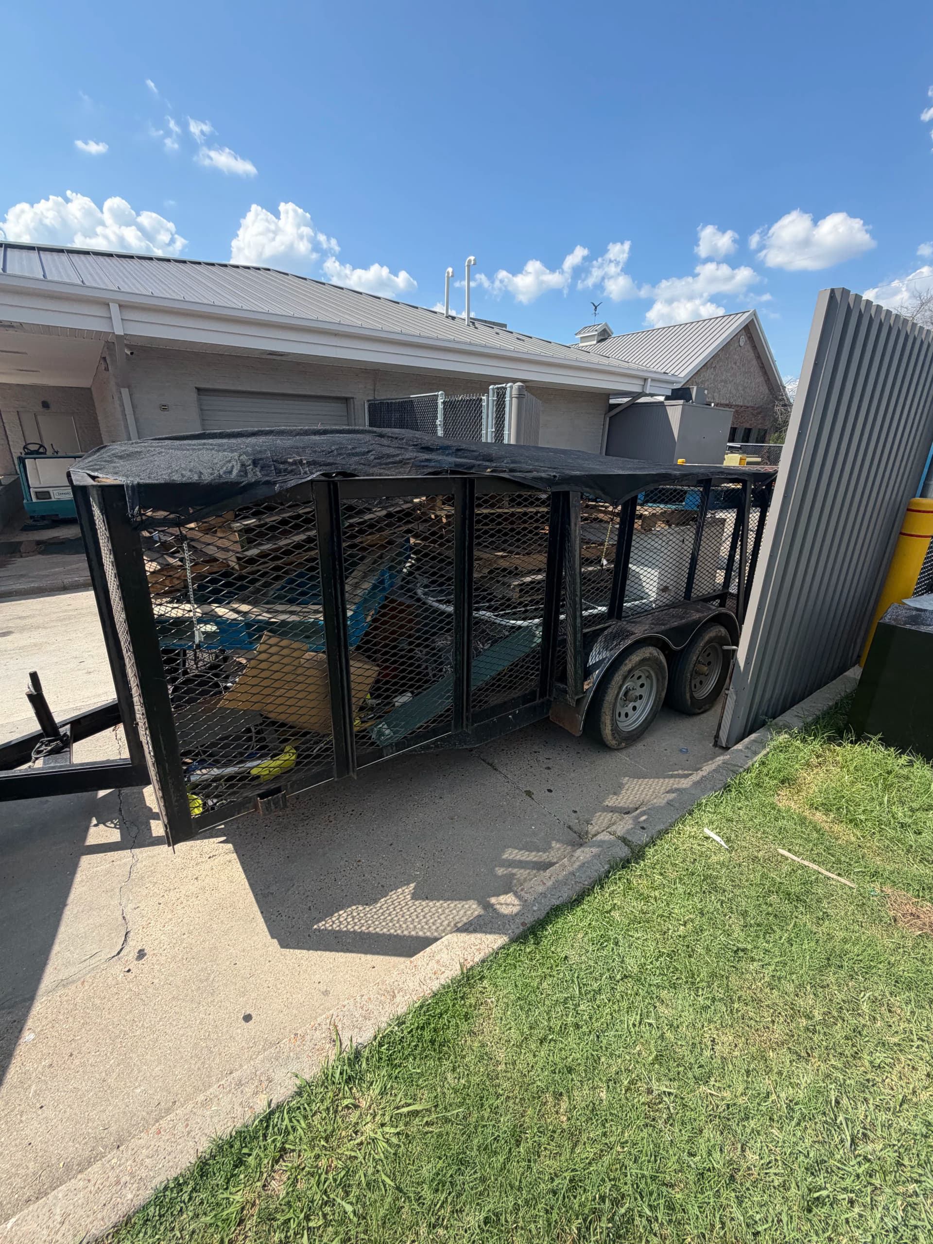 Gallery photos for Commercial Pallet and Junk Removal in Jackson Mississippi: Image #3