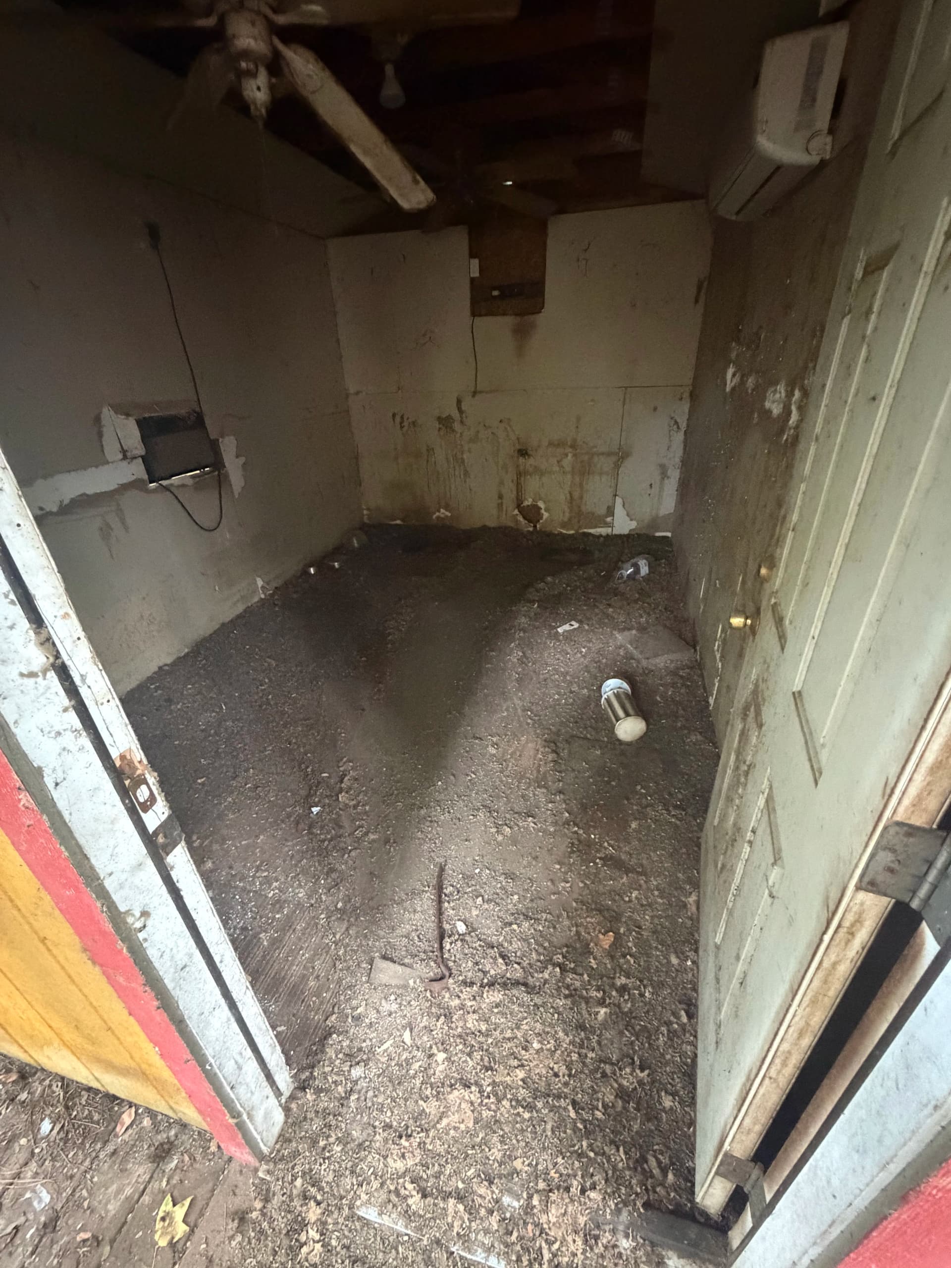 Gallery photos for Backyard Shed Cleanout in Jackson MS: Image #1