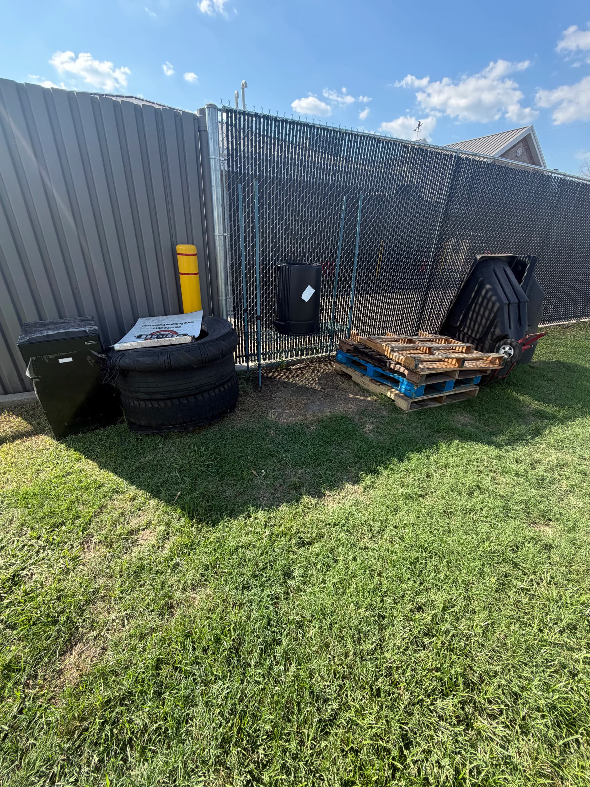 Commercial Junk Removal Clears Outdoor Service Area in Pearl MS image