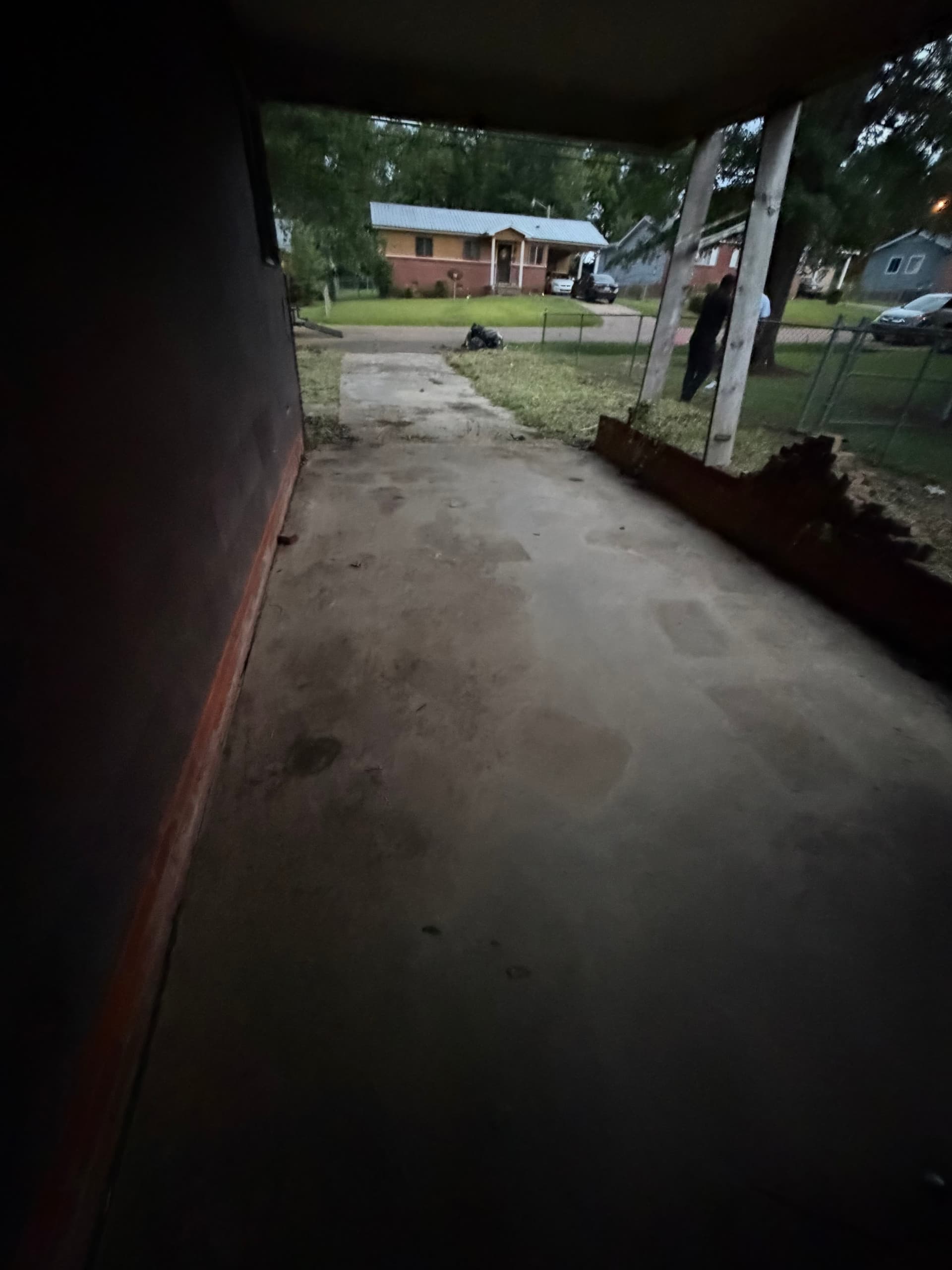 Gallery photos for Carport and Yard Cleanout Completed in Jackson MS: Image #2