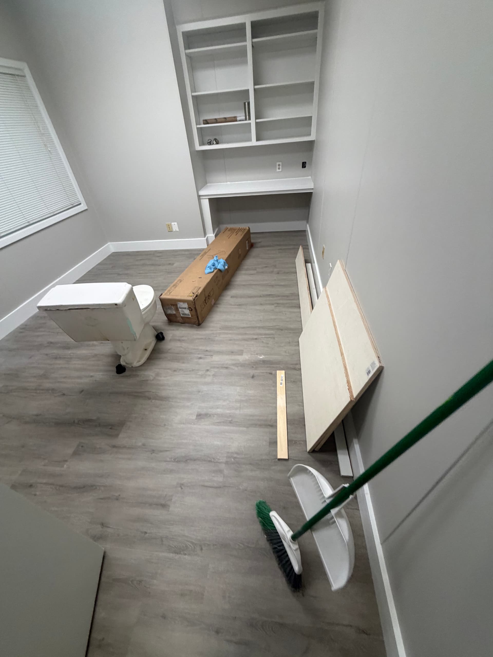 Gallery photos for Office Clean Out in Flowood Gets Space Back to Working Order: Image #2