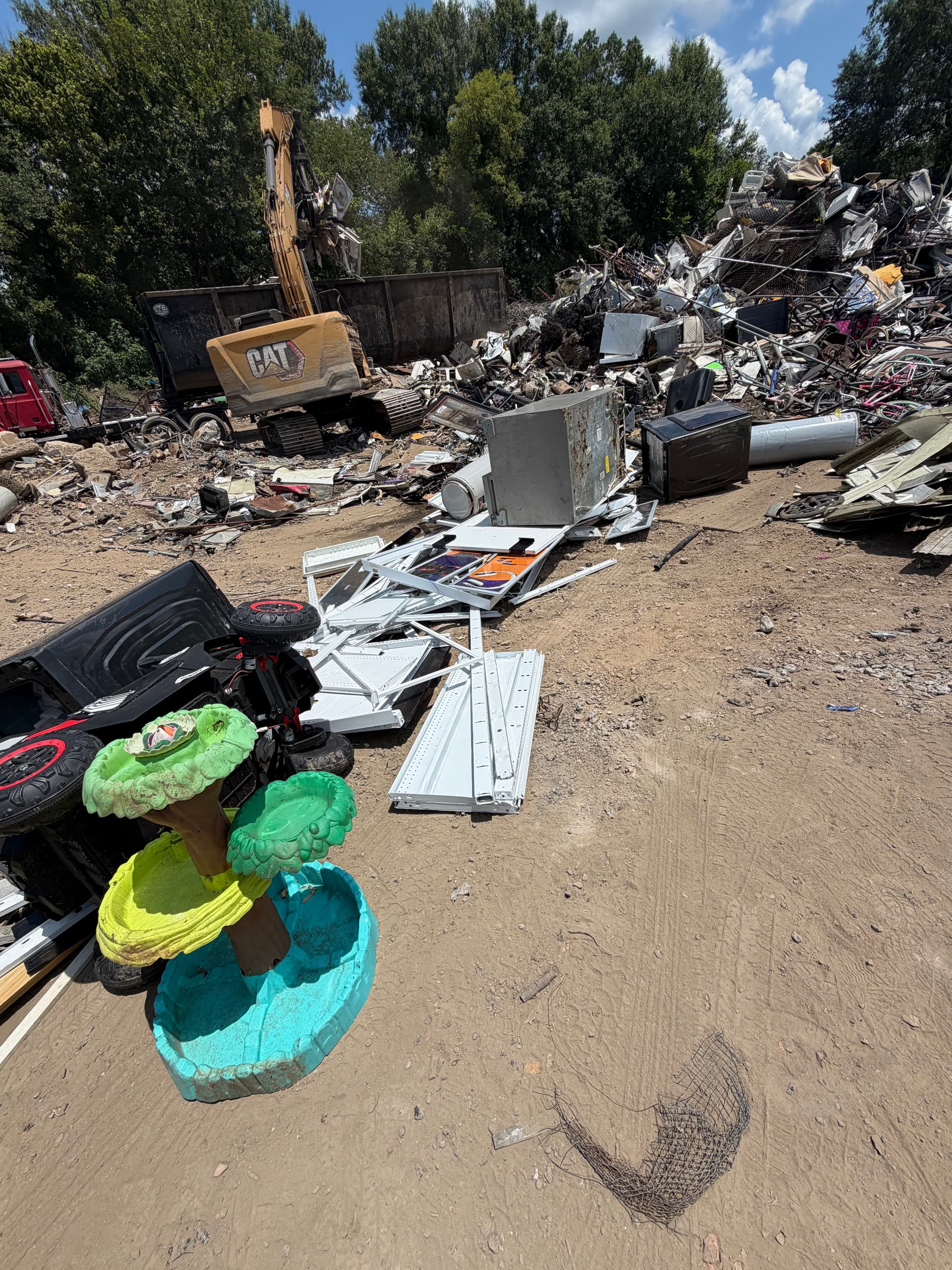 Gallery photos for Commercial Junk Removal at 5 Below in Jackson MS: Image #3