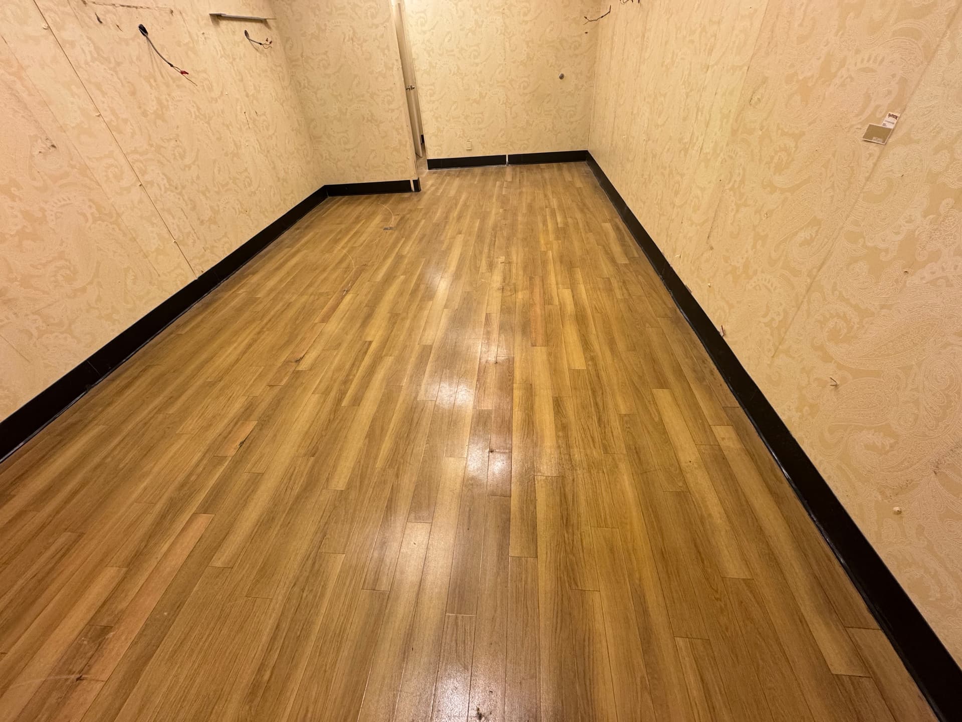 Gallery photos for Advanced Clean-Up at T.J. Maxx: Image #4