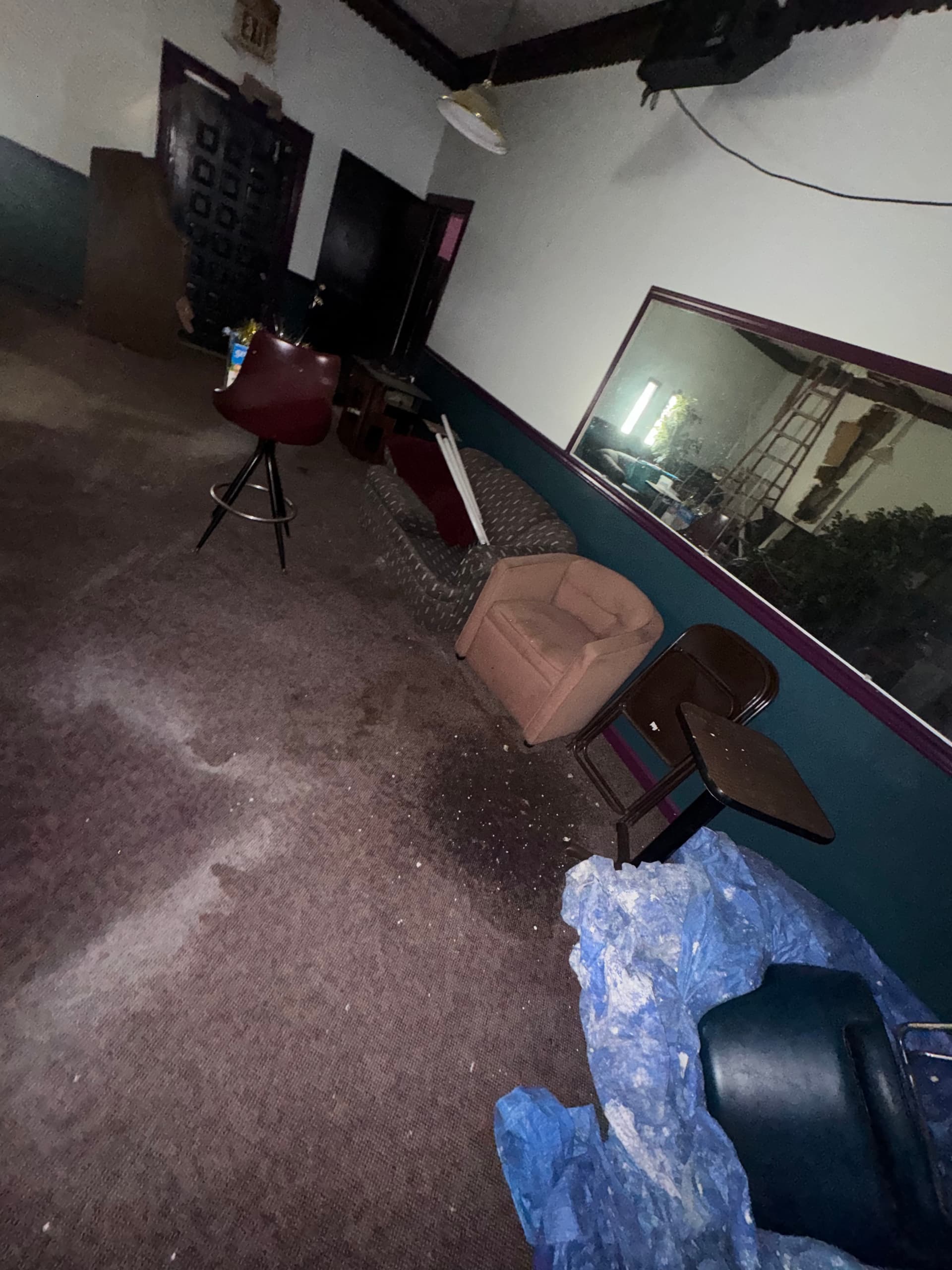 Gallery photos for Full Nightclub Cleanout Completed in Jackson: Image #5