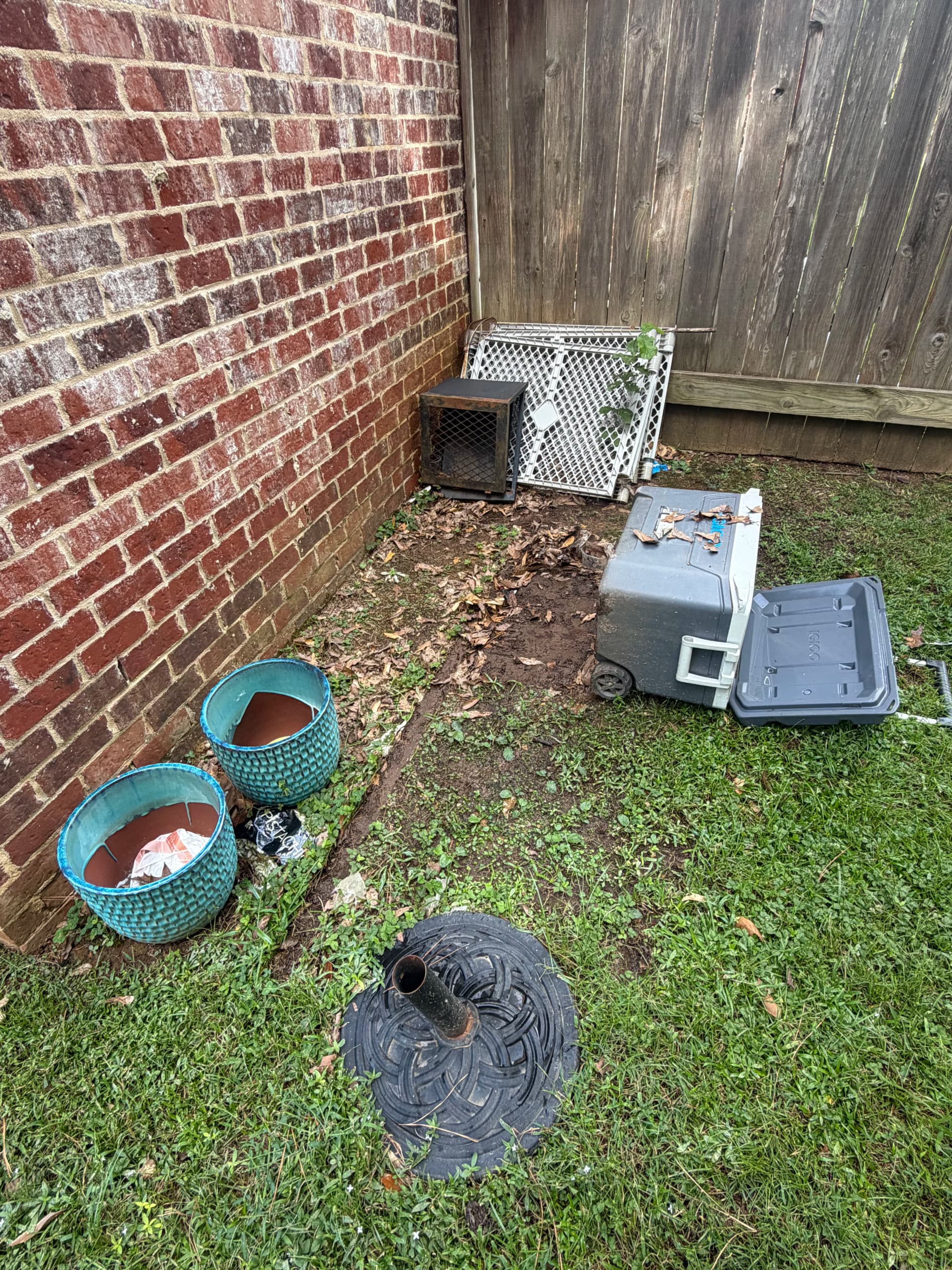 Gallery photos for Backyard Junk Removal Clears Out a Madison Patio and Yard: Image #1