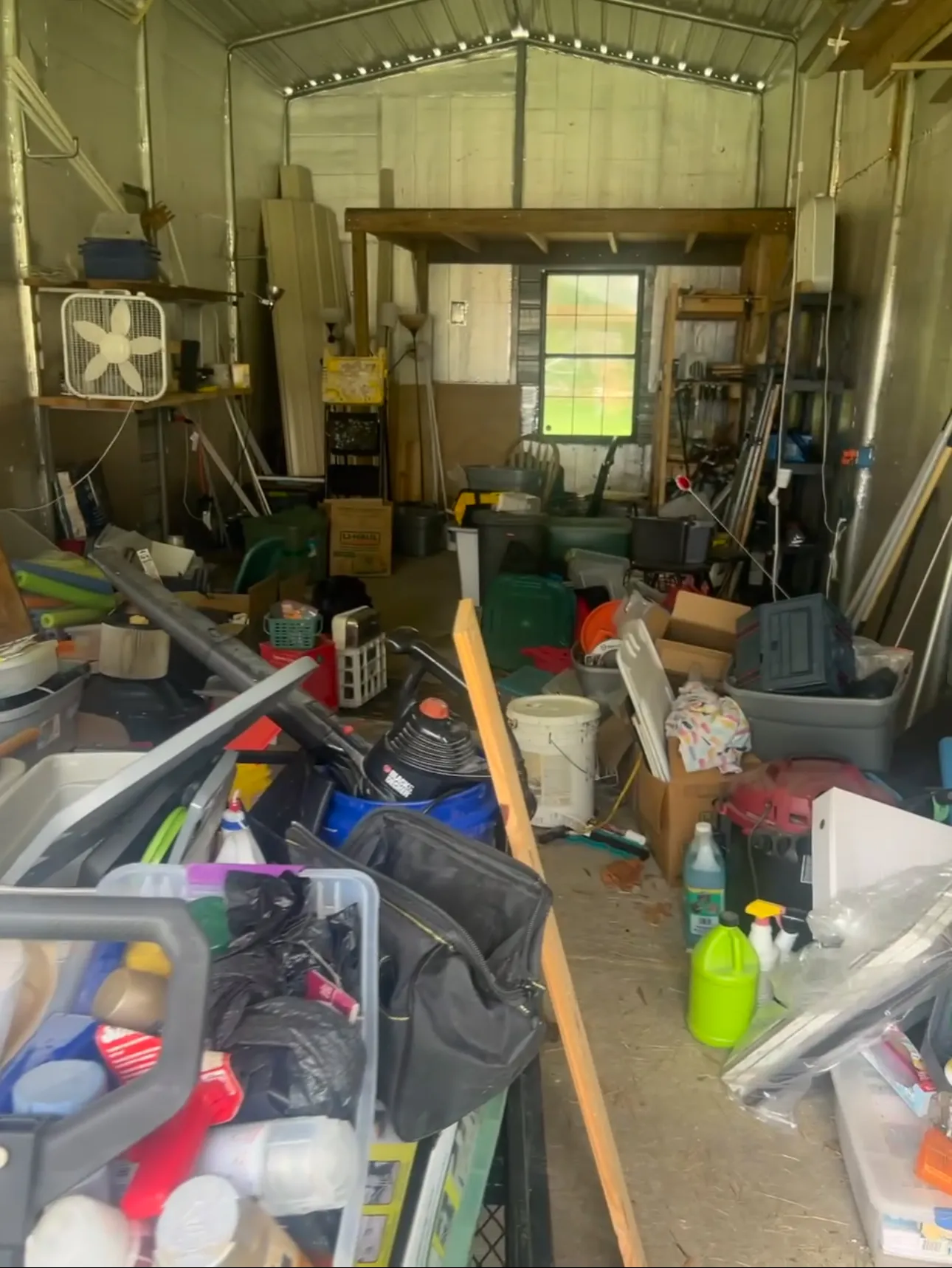 Gallery photos for Garage Clean Out and Yard Debris Removal in Central Mississippi: Image #3