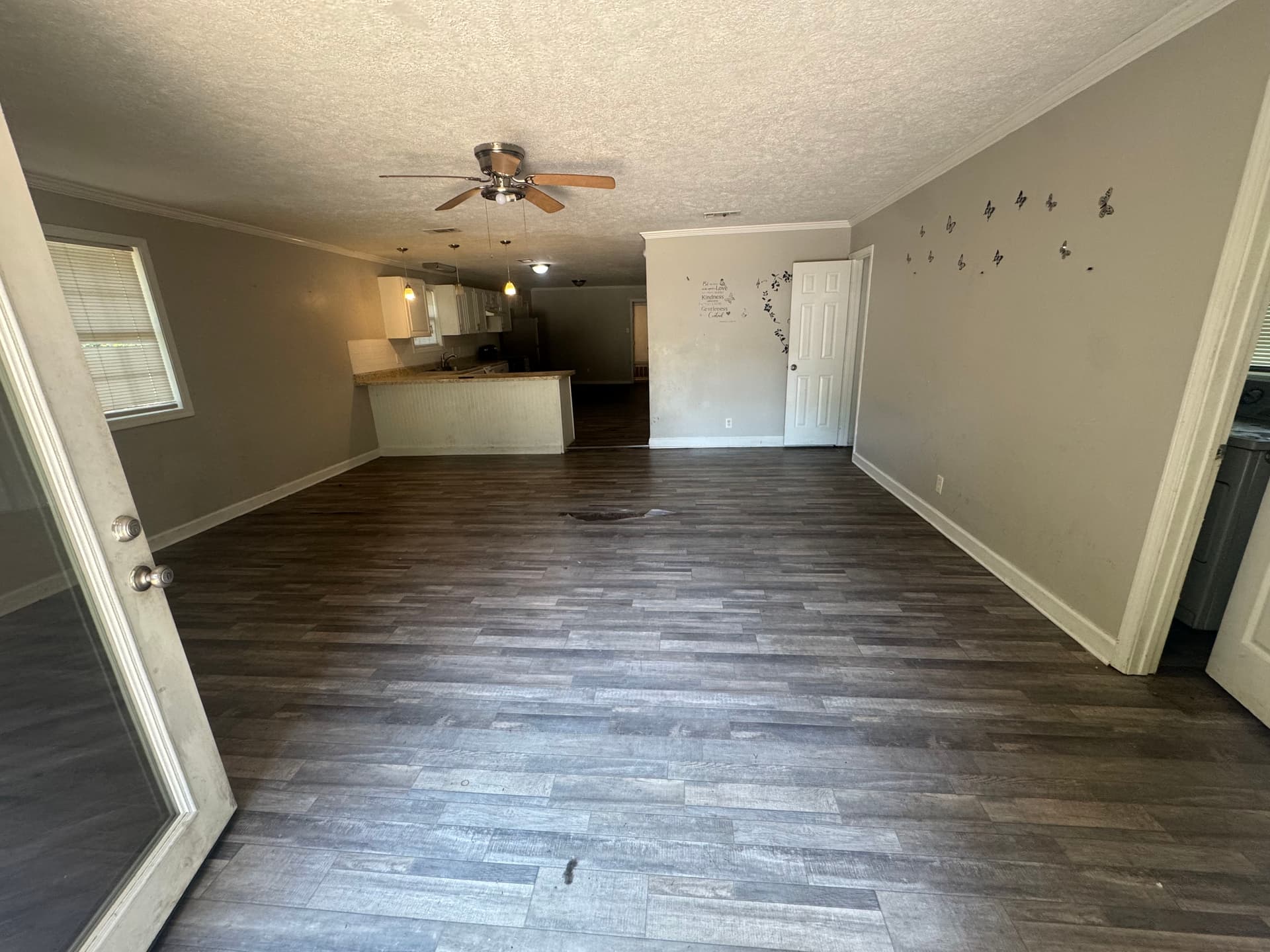 Gallery photos for Full House Clean Out Completed in South Jackson MS: Image #4