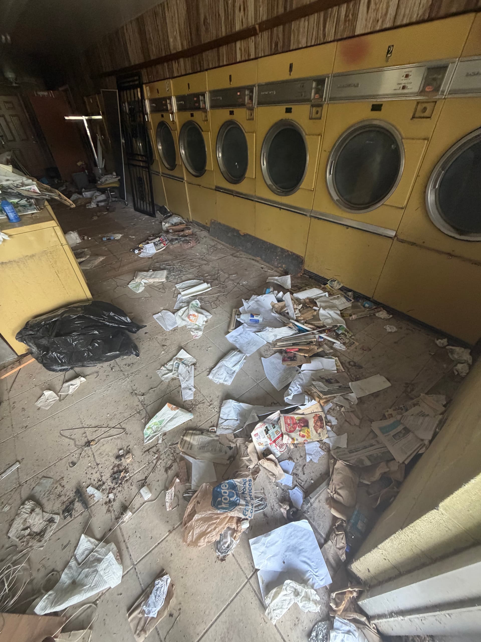 Laundromat Cleanout Completed in Greenville MS image
