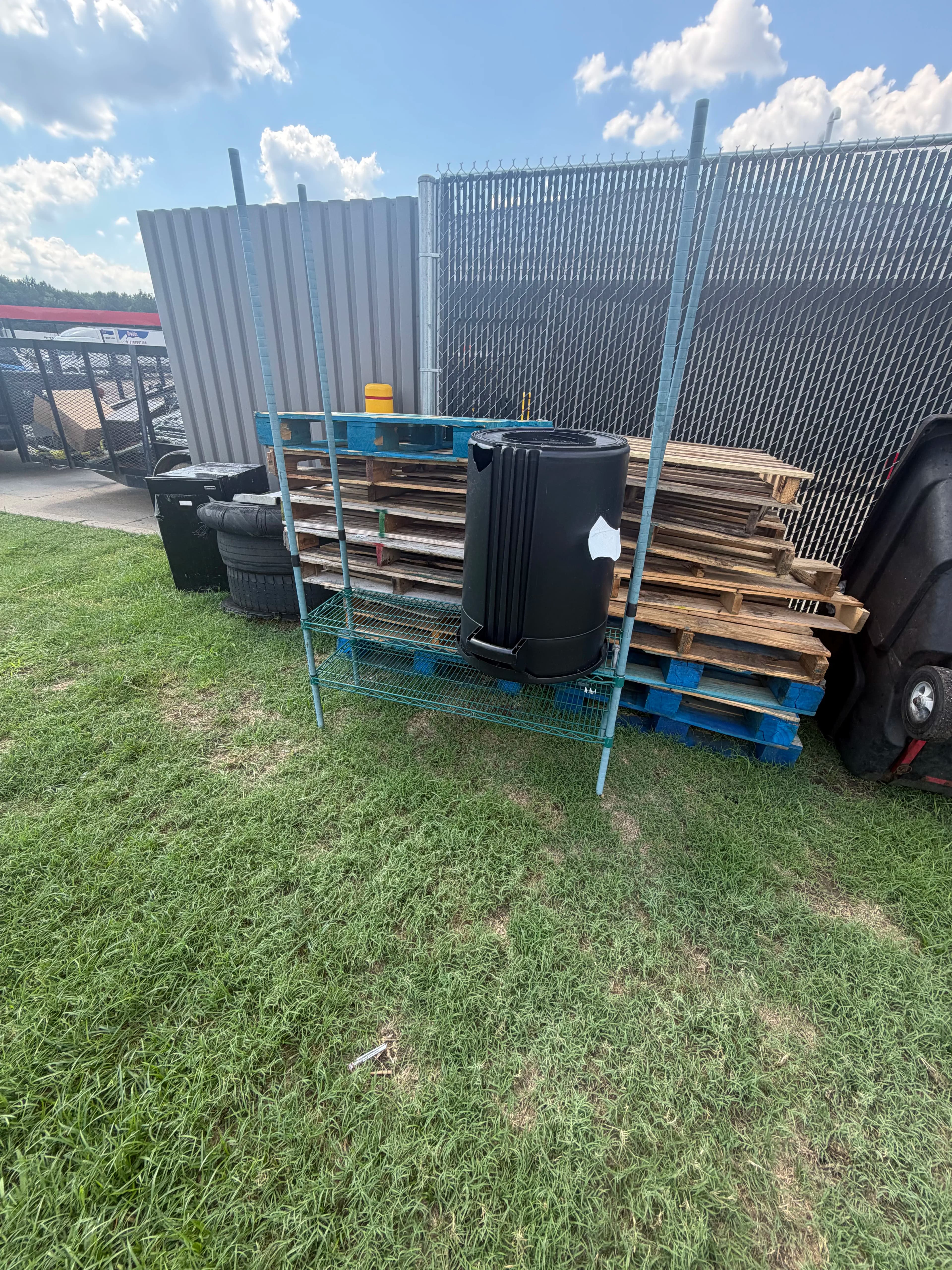 Project Commercial Pallet and Junk Removal in Jackson Mississippi image