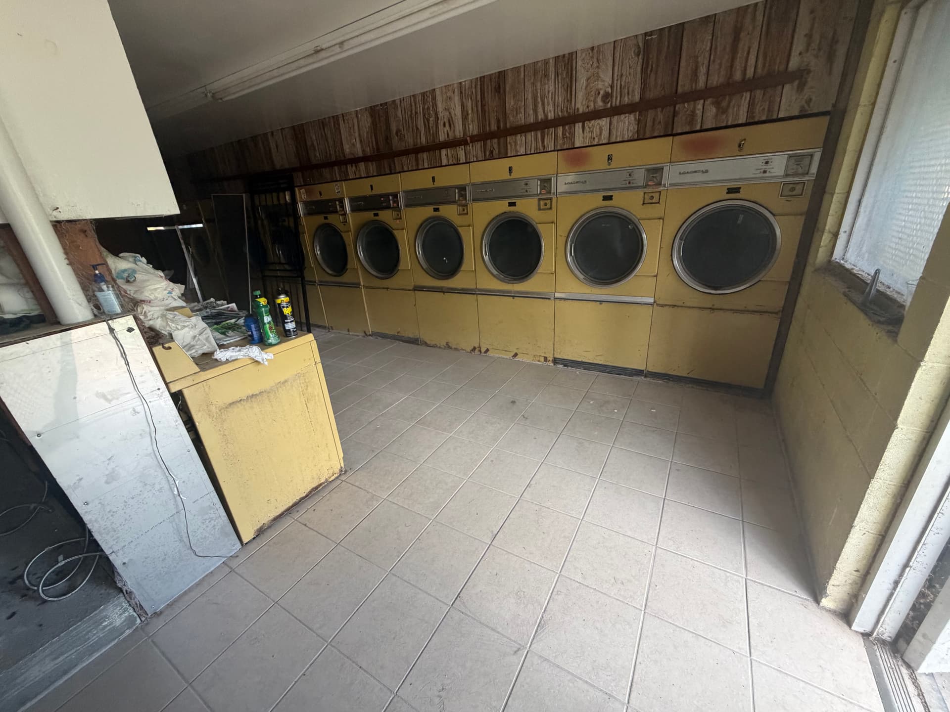 Gallery photos for Laundromat Cleanout Completed in Greenville MS: Image #4
