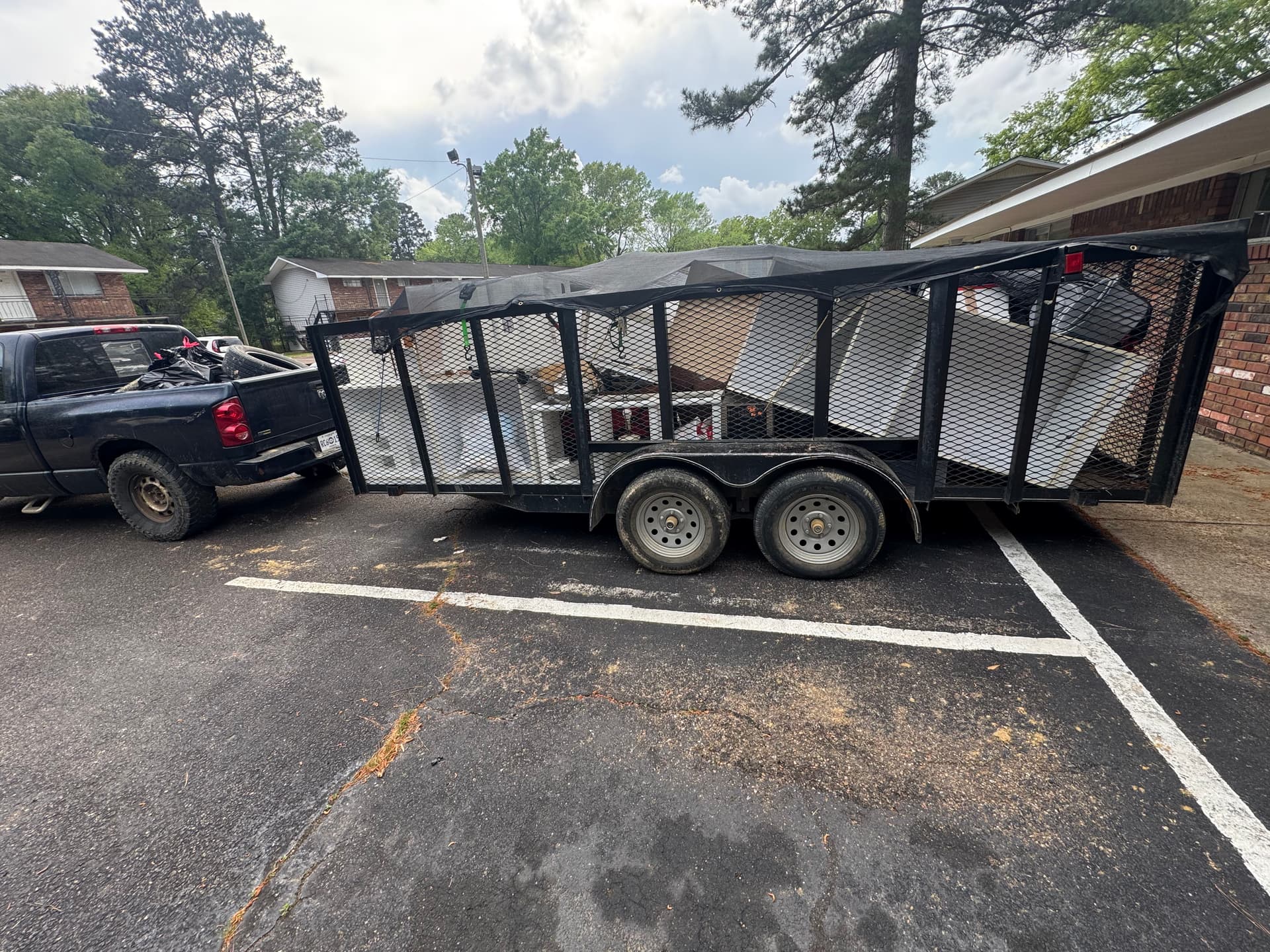 Gallery photos for Effortless Apartment Clean Out: Leaving Behind the Clutter: Image #4