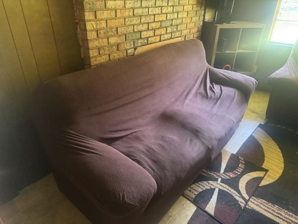 Gallery photos for Quick and Easy Furniture Removal in Monticello MS: Image #2