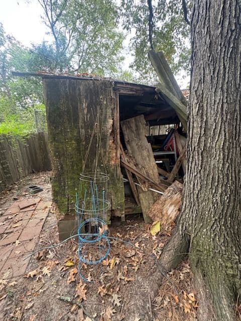 Efficient Shed Demolition in a Brandon Backyard