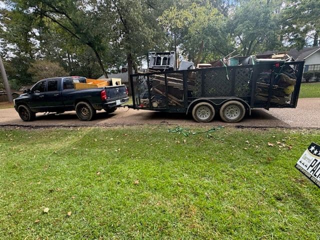 Efficient Garage Cleanout in Brandon MS