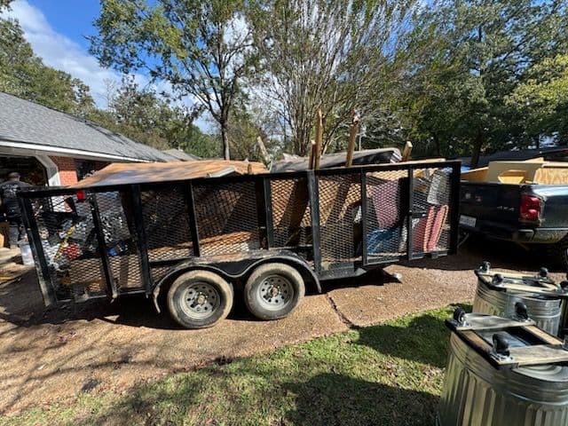 Efficient Garage Cleanout in Brandon MS