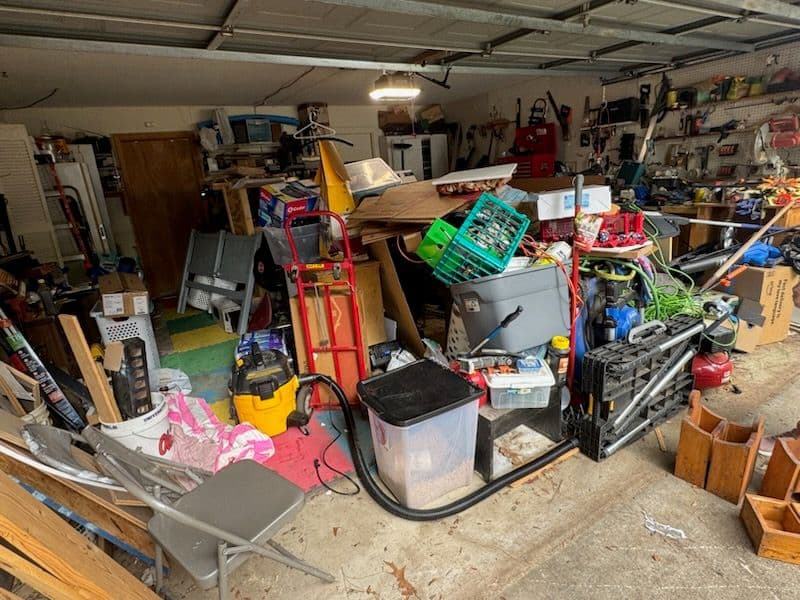Efficient Garage Cleanout in Brandon MS