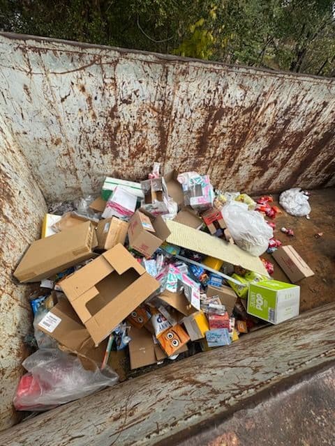 Gallery photos for Efficient Stockroom Clearout in Clinton MS: Image #1