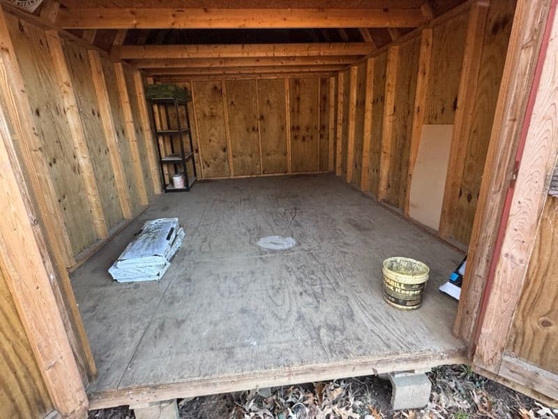 Efficient Shed Cleanout in Vicksburg MS