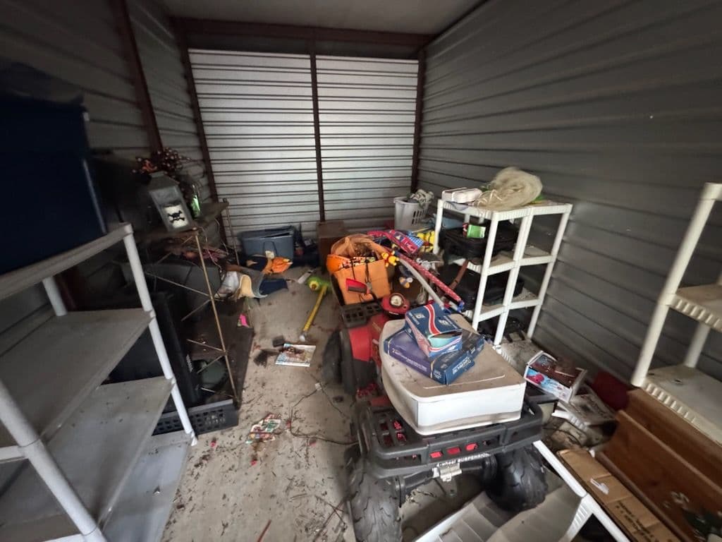 Efficient Storage Unit Clean Out in Flowood MS