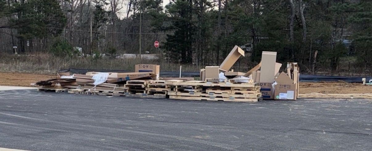 Efficient Debris and Bulk Trash Removal in Mississippi