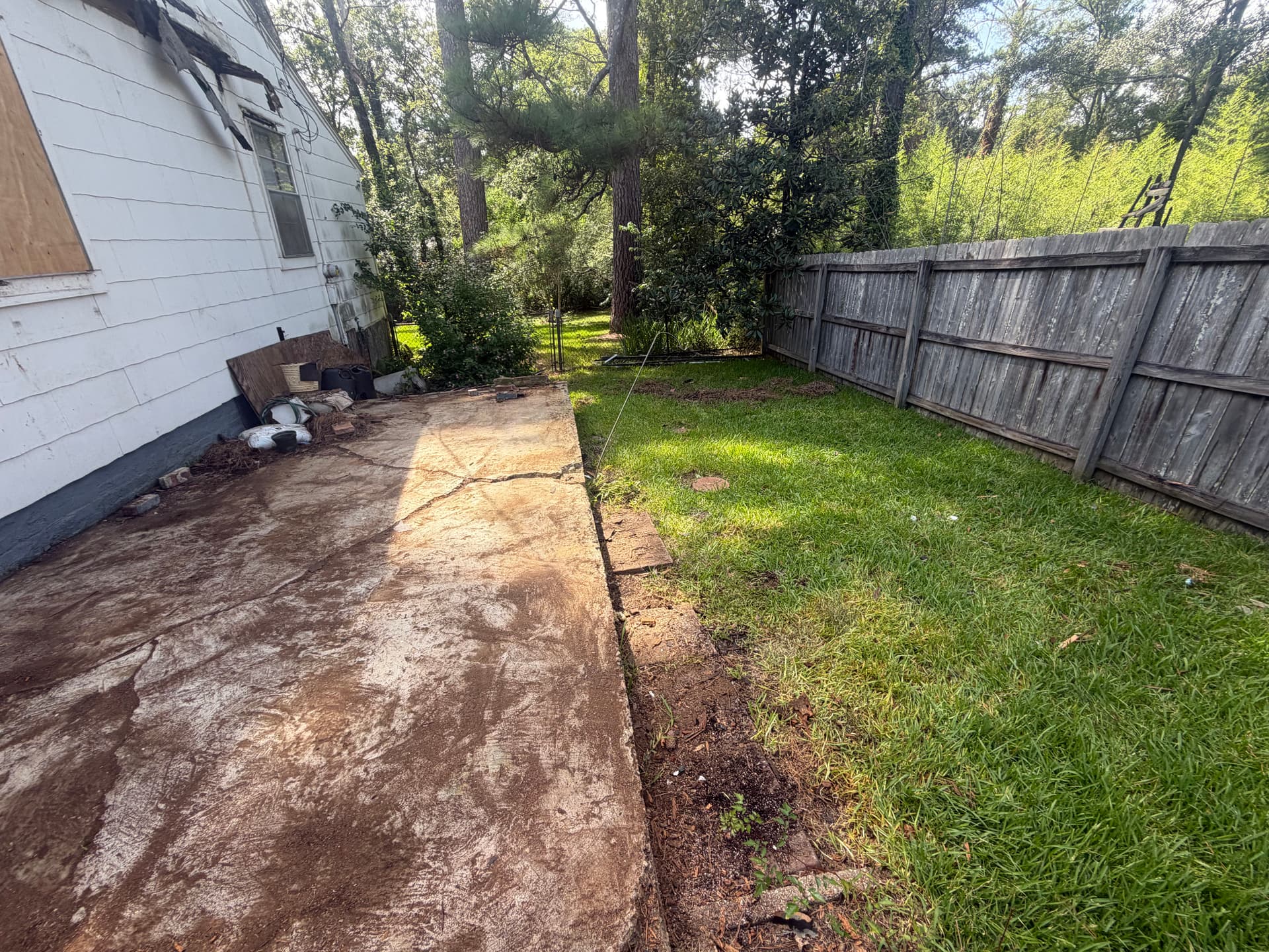 Gallery photos for Carport Demolition and Debris Removal in Jackson MS: Image #6