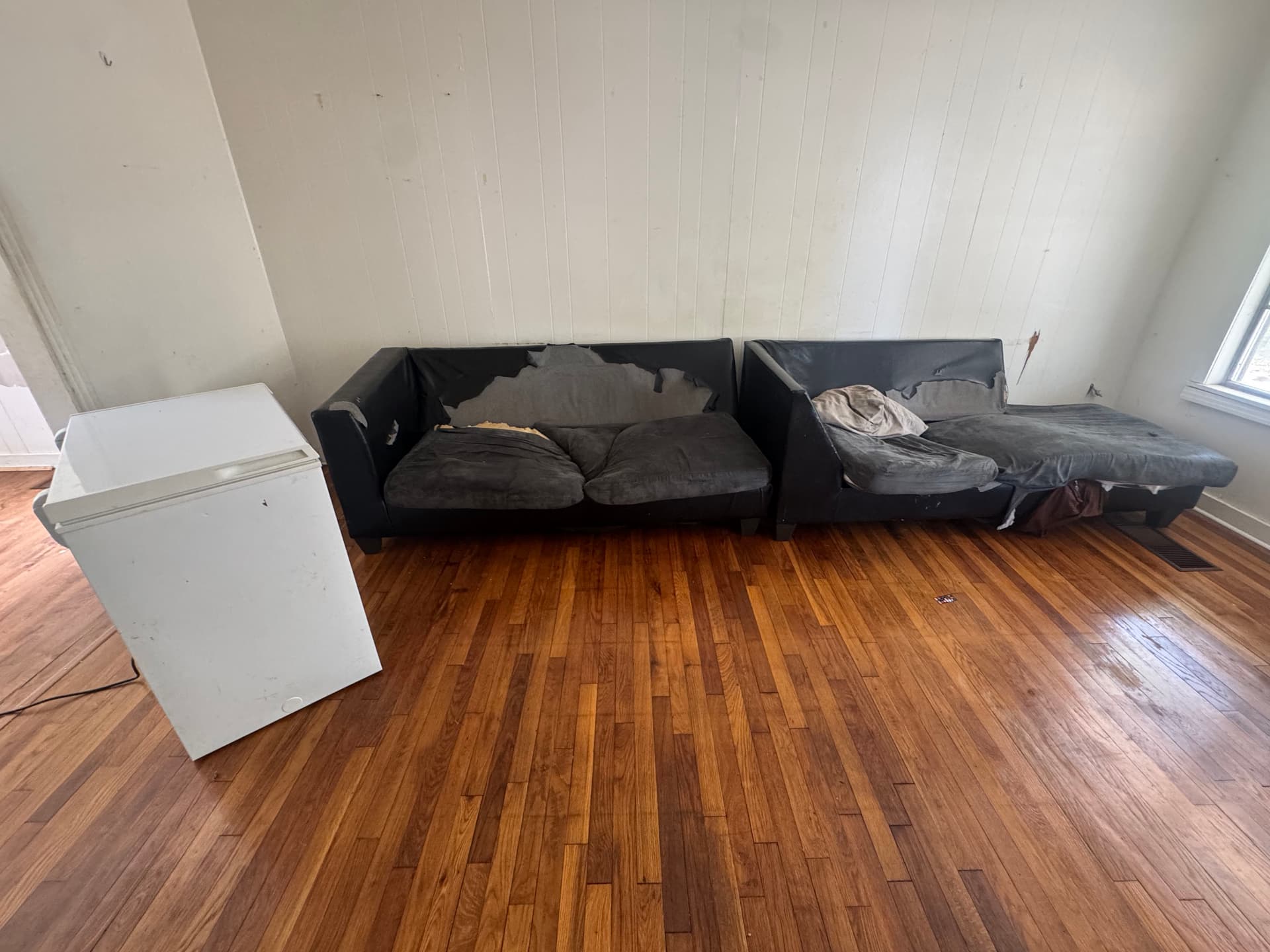 Junk-Free Living - Efficient Couch and Refrigerator Removal image