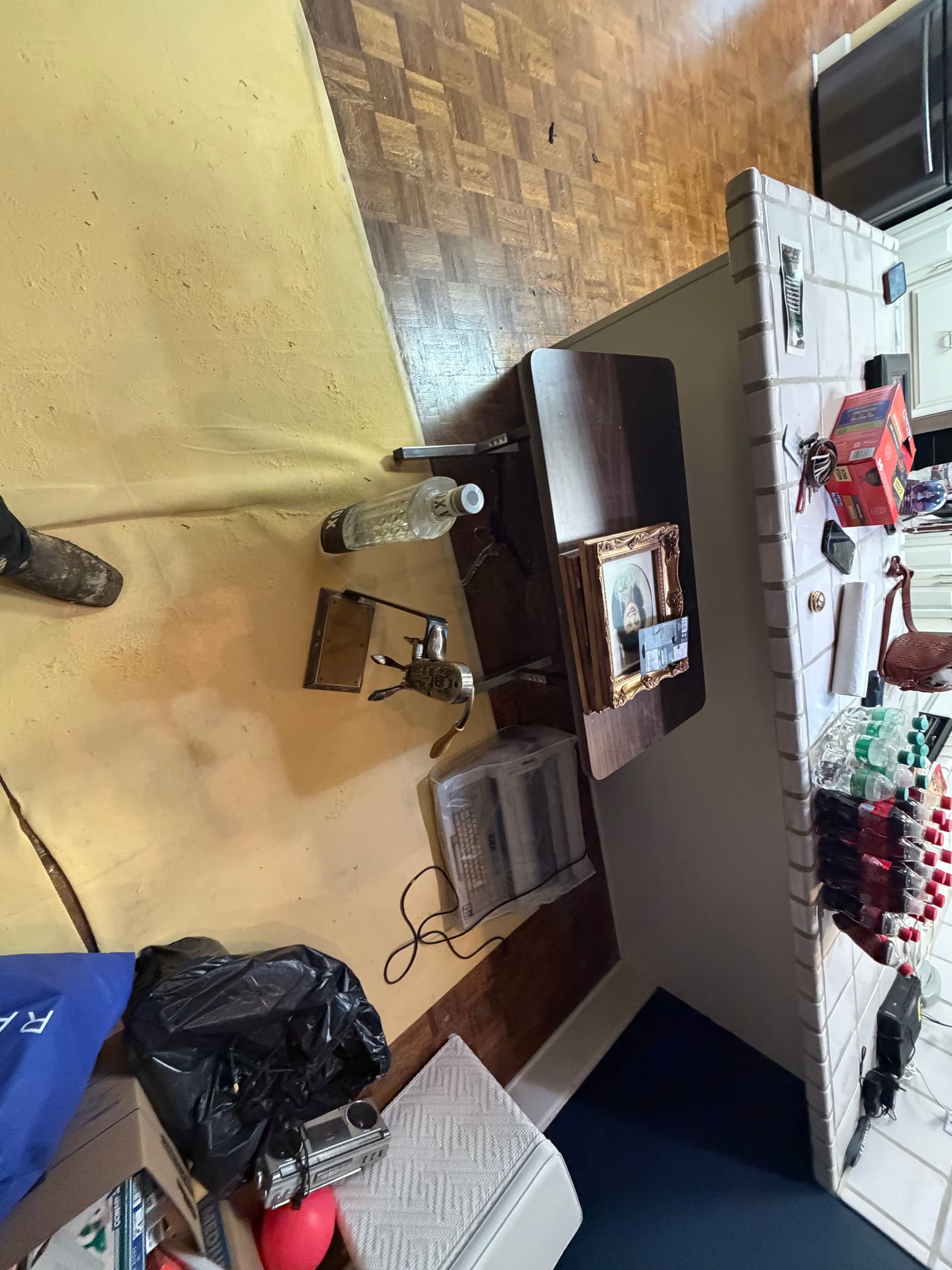 Gallery photos for Full House and Garage Clean Out Completed in Jackson MS: Image #5