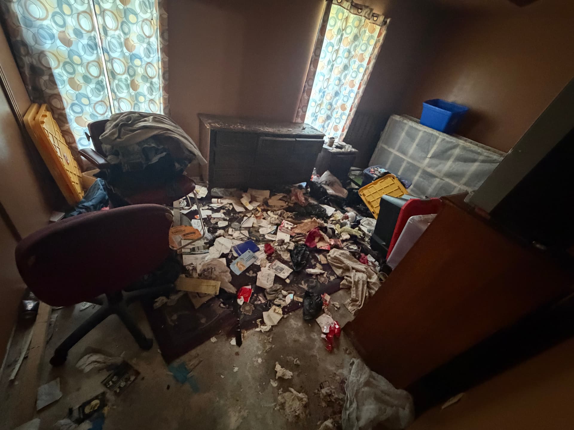 Gallery photos for Full House Cleanout in Jackson MS - Furniture and Debris Hauled Away: Image #3