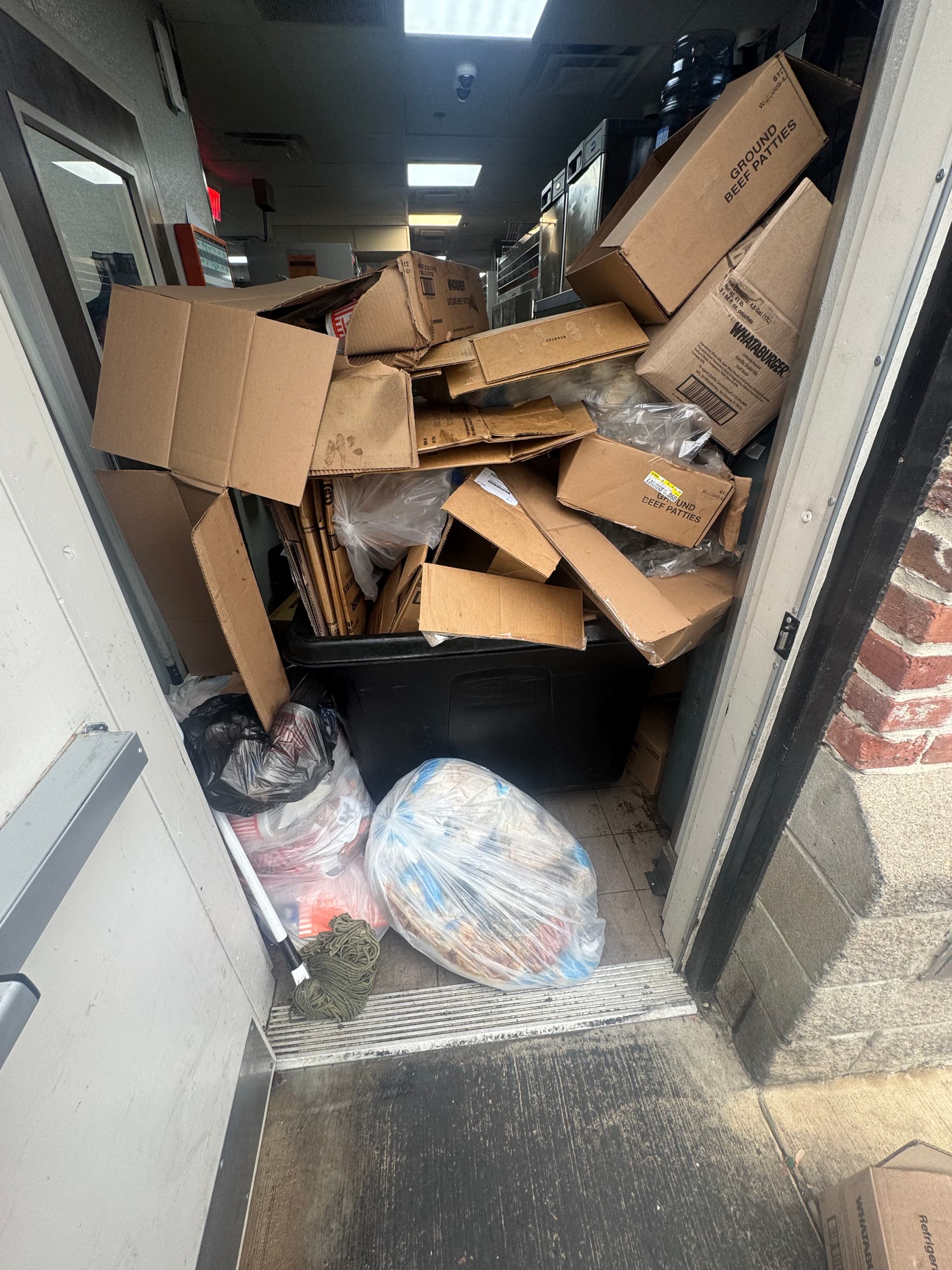 Restaurant Bulk Trash Removal: From Cluttered Chaos to Clean Space image
