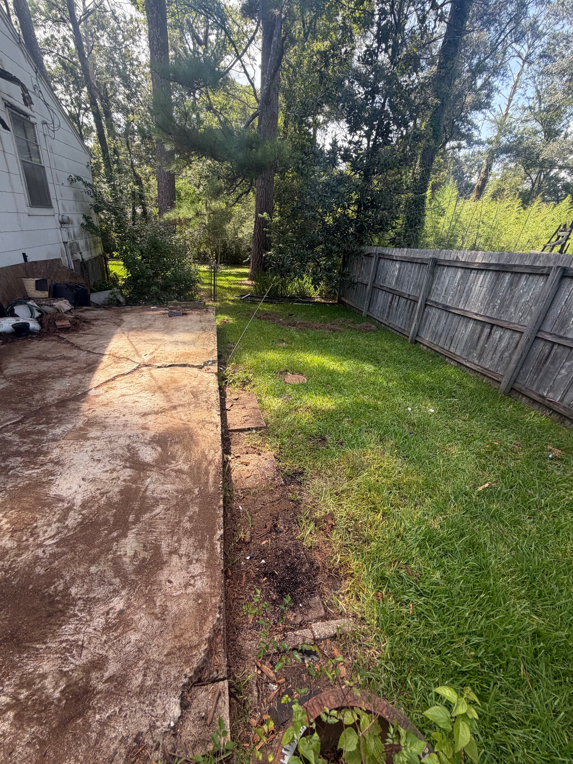 Gallery photos for Carport Demolition and Debris Removal in Jackson MS: Image #5