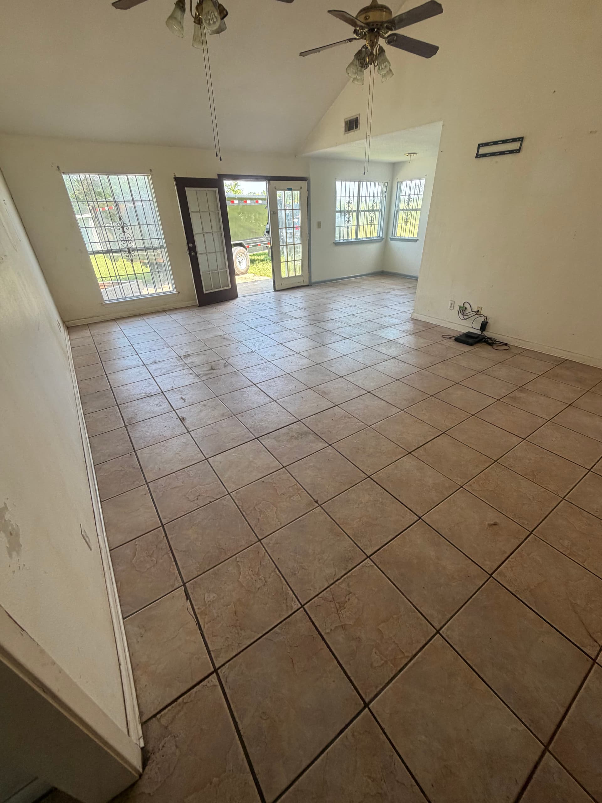Gallery photos for Full House and Garage Clean Out Completed in Taylorsville, MS: Image #6
