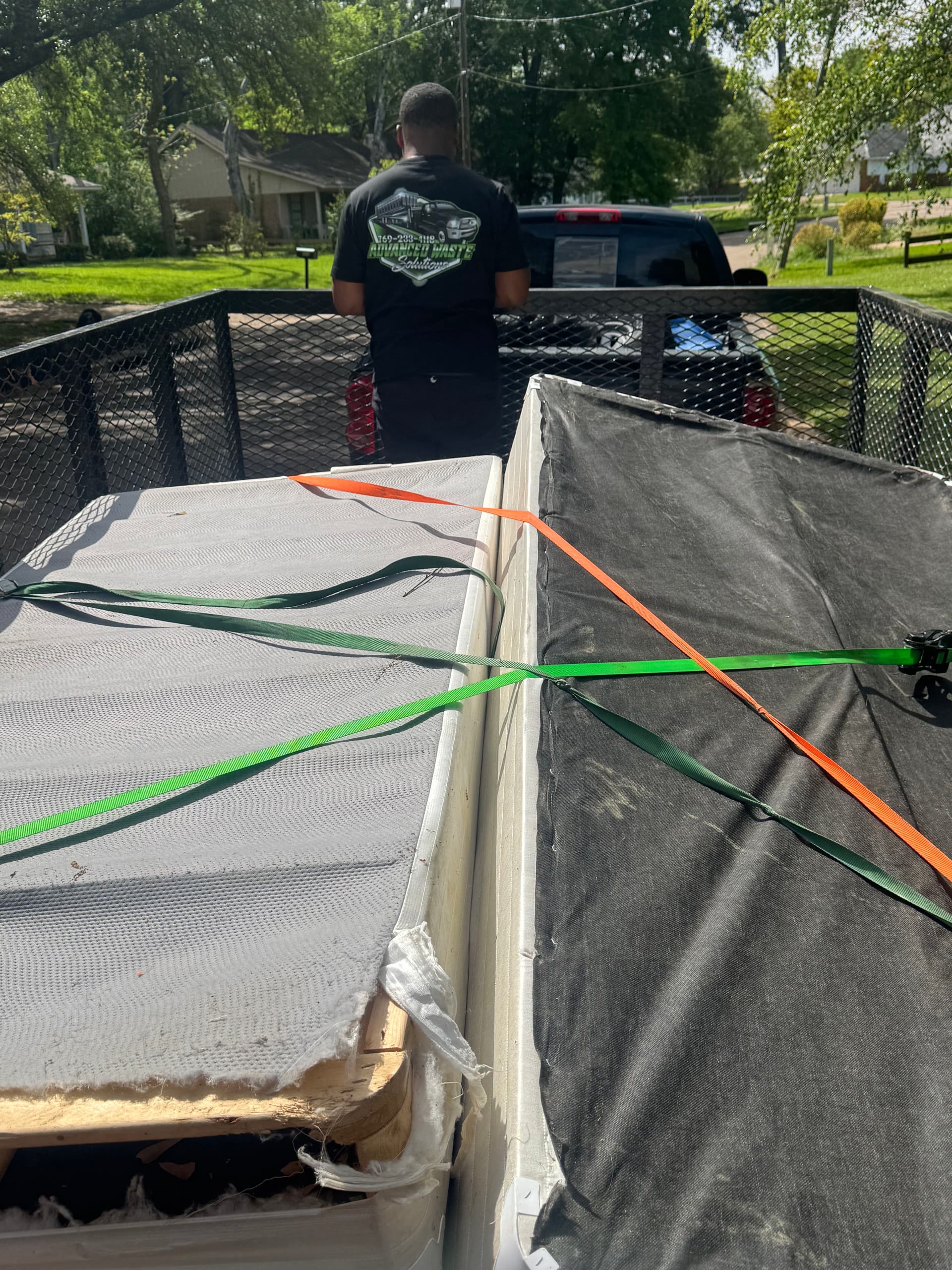 Gallery photos for Old Mattress and Box Spring Removal in Ridgeland MS: Image #3