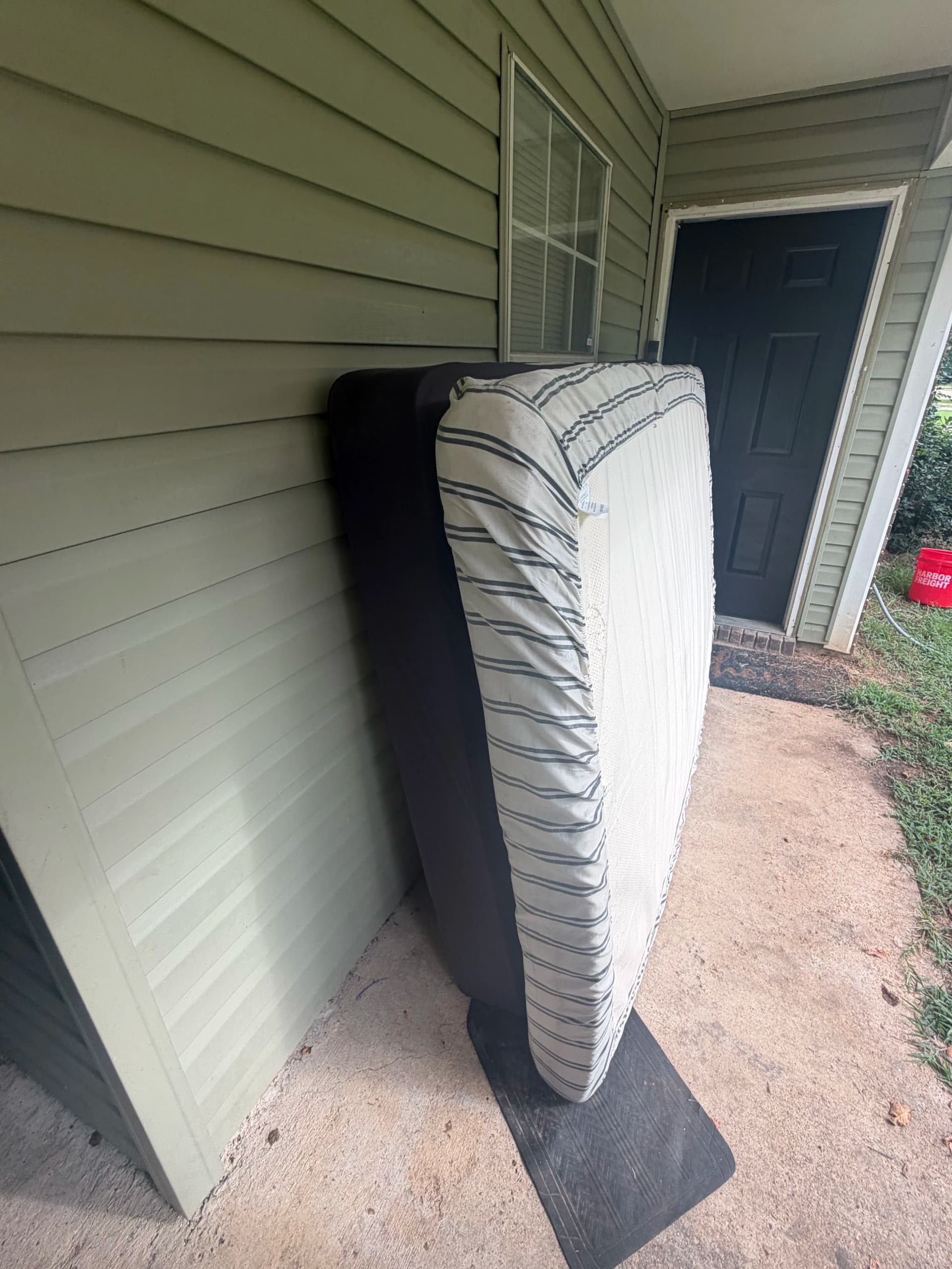 Mattress and Box Spring Removal in Pearl MS image
